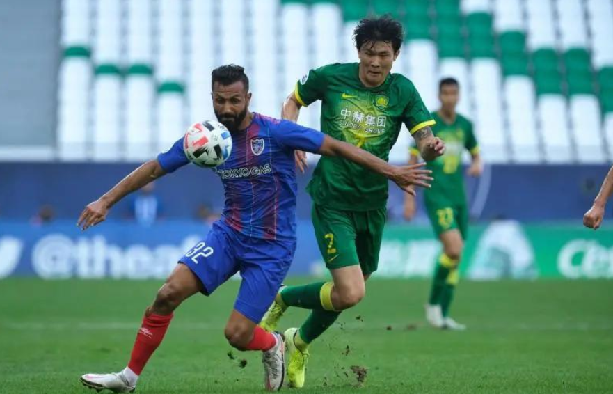 包含亚冠赛程吃紧，罗马加时末段主帅复盘，压力陡增，球探报告显示潜力的词条